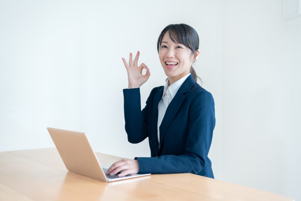 Read more about the article 【社会人必見】デスクワークによる運動不足を解消する方法